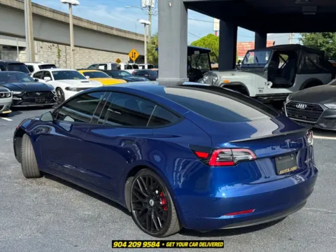 More photos of 2022 Tesla Model 3 Performance at AUTOLAND, FL