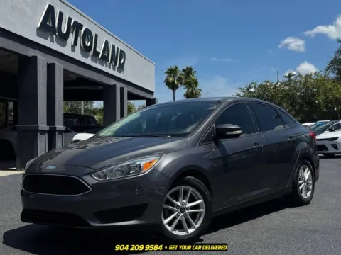 Gray 2016 Ford Focus SE for sale in Jacksonville, FL