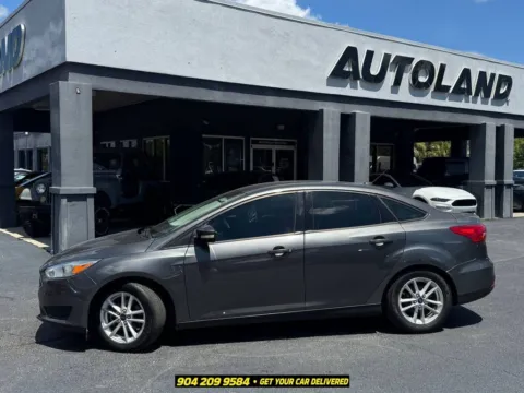 More photos of 2016 Ford Focus SE at AUTOLAND, FL