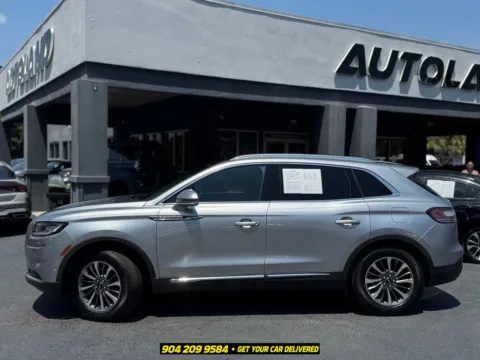More photos of 2021 Lincoln Nautilus Reserve at AUTOLAND, FL