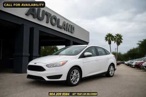 White 2016 Ford Focus SE for sale in Jacksonville, FL