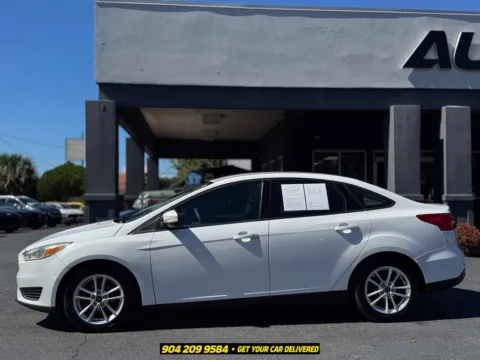 More photos of 2016 Ford Focus SE at AUTOLAND, FL