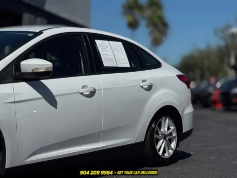 More photos of 2016 Ford Focus SE at AUTOLAND, FL