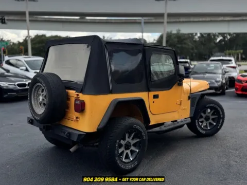 More photos of 1991 Jeep Wrangler S at AUTOLAND, FL