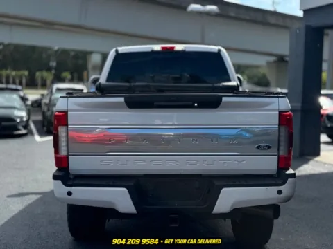 More photos of 2017 Ford F-250SD Lariat at AUTOLAND, FL