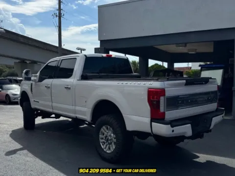 More photos of 2017 Ford F-250SD Lariat at AUTOLAND, FL