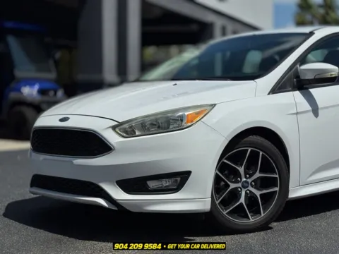Photos of 2015 Ford Focus SE for sale in Jacksonville, FL at AUTOLAND