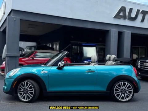 More photos of 2018 MINI Cooper S at AUTOLAND, FL