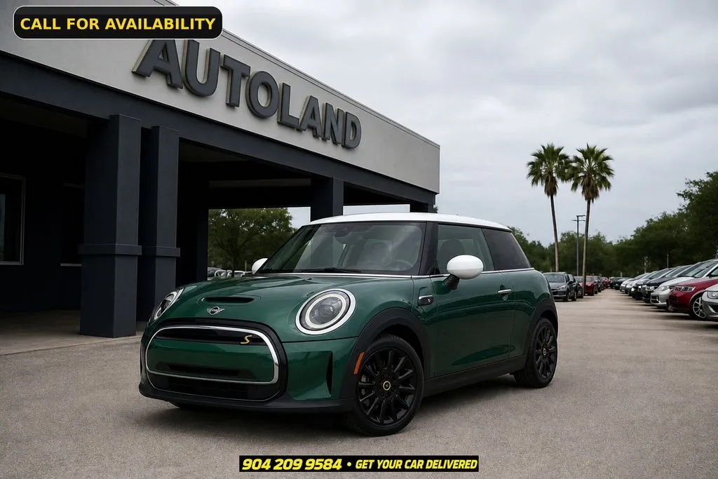 Green 2022 MINI Cooper SE Electric Cooper SE for sale in Jacksonville, FL