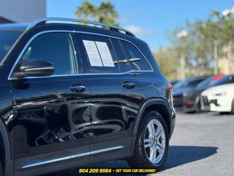 More photos of 2021 Mercedes-Benz GLB 250 at AUTOLAND, FL