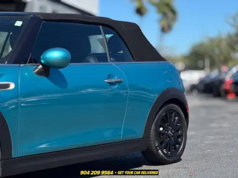 More photos of 2016 MINI Cooper at AUTOLAND, FL