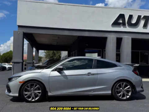 More photos of 2017 Honda Civic Si at AUTOLAND, FL