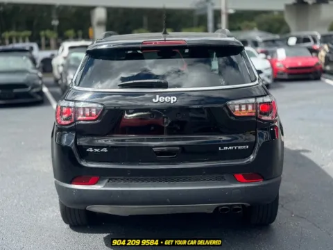 More photos of 2022 Jeep Compass Limited at AUTOLAND, FL
