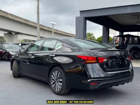 More photos of 2023 Nissan Altima 2.5 SV at AUTOLAND, FL