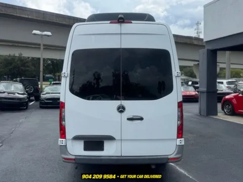 More photos of 2021 Mercedes-Benz Sprinter 2500 Passenger 170 WB at AUTOLAND, FL
