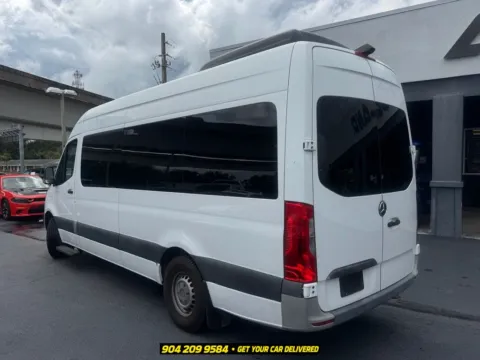 More photos of 2021 Mercedes-Benz Sprinter 2500 Passenger 170 WB at AUTOLAND, FL