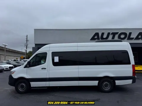 More photos of 2021 Mercedes-Benz Sprinter 2500 Passenger 170 WB at AUTOLAND, FL