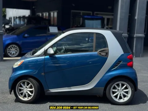 Another view of 2008 smart Fortwo Passion for sale in Jacksonville, FL at AUTOLAND