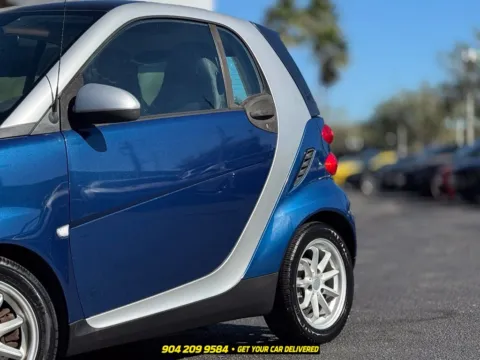 More photos of 2008 smart Fortwo Passion at AUTOLAND, FL