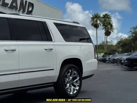 Another view of 2020 GMC Yukon XL Denali for sale in Jacksonville, FL at AUTOLAND