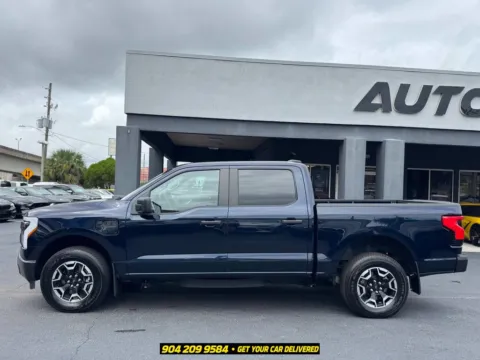 More photos of 2022 Ford F-150 Lightning Pro at AUTOLAND, FL