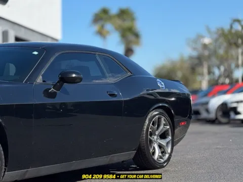 More photos of 2017 Dodge Challenger SXT at AUTOLAND, FL