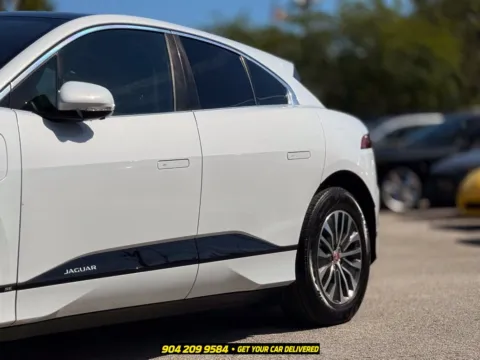 More photos of 2020 Jaguar I-PACE SE at AUTOLAND, FL