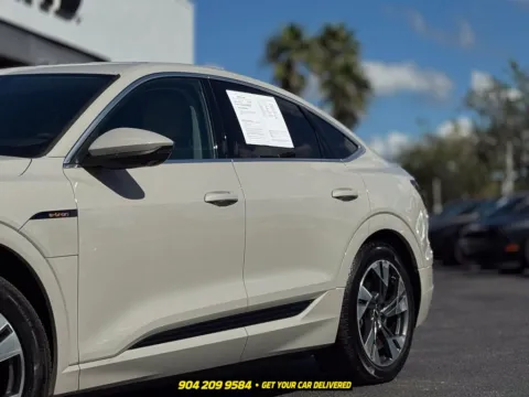 More photos of 2022 Audi e-tron Sportback S line Prestige at AUTOLAND, FL