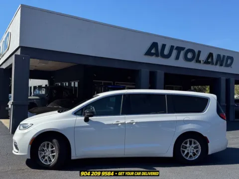 Another view of 2025 Chrysler Pacifica Select for sale in Jacksonville, FL at AUTOLAND