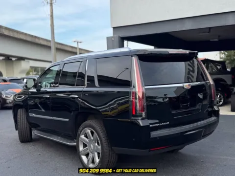 More photos of 2020 Cadillac Escalade Luxury at AUTOLAND, FL