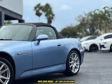 More photos of 2005 Honda S2000 at AUTOLAND, FL