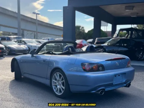 More photos of 2005 Honda S2000 at AUTOLAND, FL