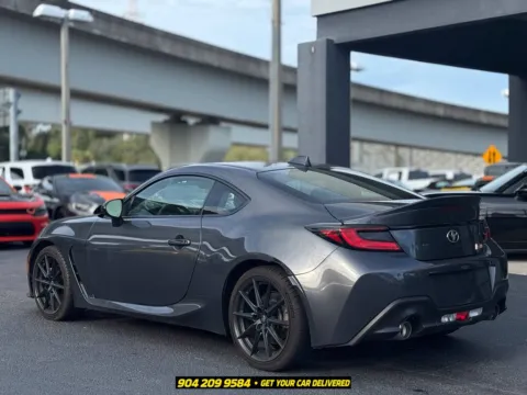 More photos of 2022 Toyota GR86 Premium at AUTOLAND, FL