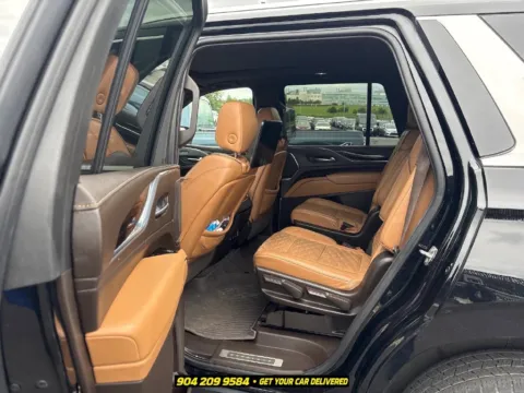 More photos of 2021 Cadillac Escalade Premium Luxury at AUTOLAND, FL