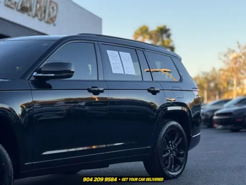 More photos of 2023 Jeep Grand Cherokee L Overland at AUTOLAND, FL