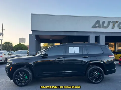 More photos of 2023 Jeep Grand Cherokee L Overland at AUTOLAND, FL