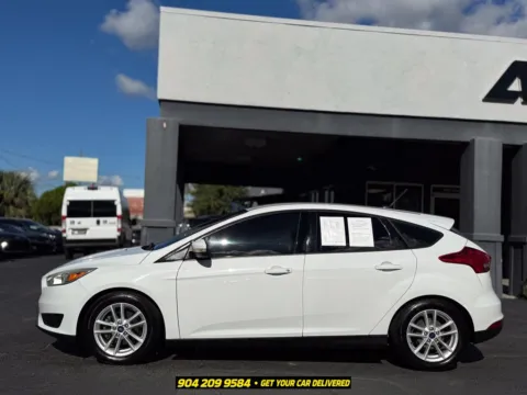 More photos of 2016 Ford Focus SE at AUTOLAND, FL