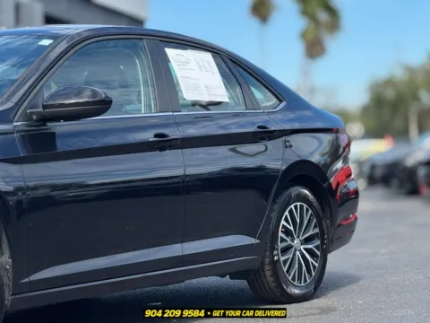 More photos of 2021 Volkswagen Jetta 1.4T SE at AUTOLAND, FL