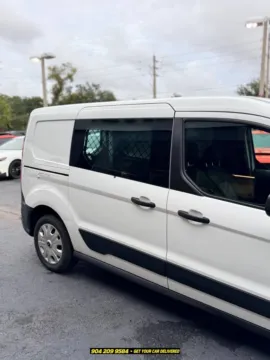 More photos of 2022 Ford Transit Connect XL at AUTOLAND, FL