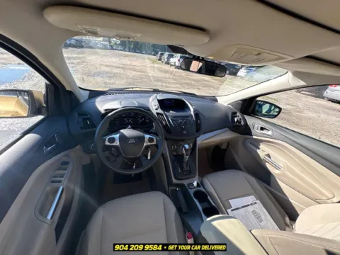 More photos of 2015 Ford Escape SE at AUTOLAND, FL