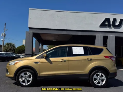 More photos of 2015 Ford Escape SE at AUTOLAND, FL
