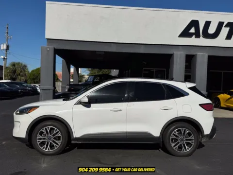 More photos of 2020 Ford Escape SEL at AUTOLAND, FL