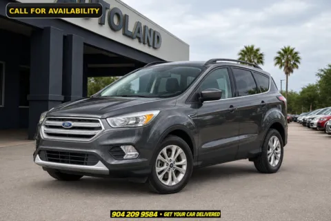 Gray 2018 Ford Escape SE for sale in Jacksonville, FL
