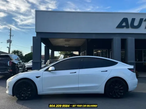 More photos of 2021 Tesla Model 3 Performance at AUTOLAND, FL