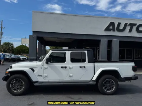 More photos of 2020 Jeep Gladiator Overland at AUTOLAND, FL