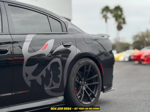 More photos of 2019 Dodge Charger SRT Hellcat at AUTOLAND, FL