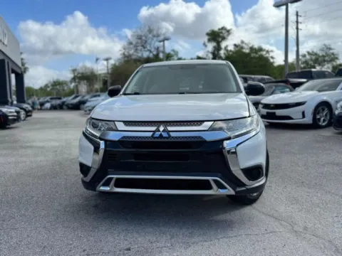 Photos of 2020 Mitsubishi Outlander ES for sale in Jacksonville, FL at AUTOLAND