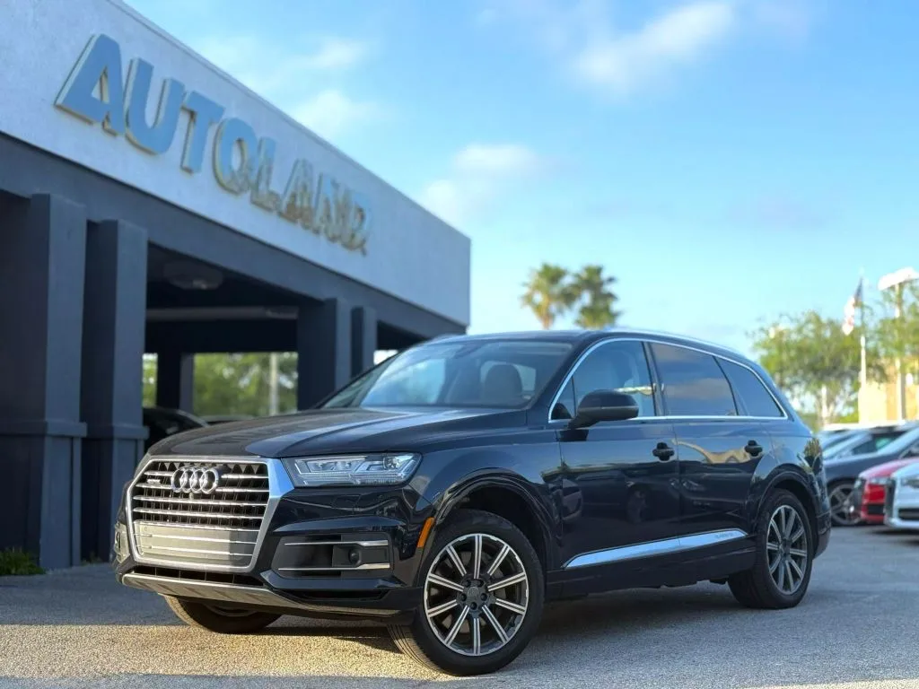 Used 2017 Audi Q7 3.0T Premium Plus Sport Utility 4D for sale in