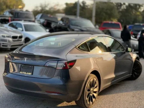 More photos of 2022 Tesla Model 3 at AUTOLAND, FL