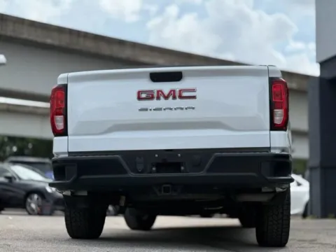 More photos of 2019 GMC Sierra 1500 at AUTOLAND, FL